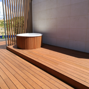 TARIMA DE EXTERIOR DASSO CTECH ACEITADA
