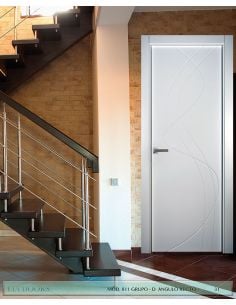 PUERTA LACADA DISEÑO GRUPO D EN BLOCK CIEGA BL LIA MODELO 811 ANGULO RECTO