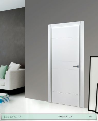 PUERTA LACADA DISEÑO GRUPO A EN BLOCK CIEGA BL LIA 220
