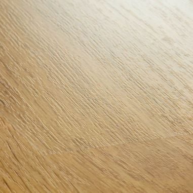 Roble barnizado natural Quick Step Eligna EL896