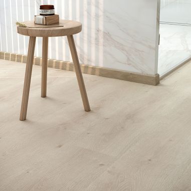 Style AC6 (Bisel 4V) Roble Selena Crudo